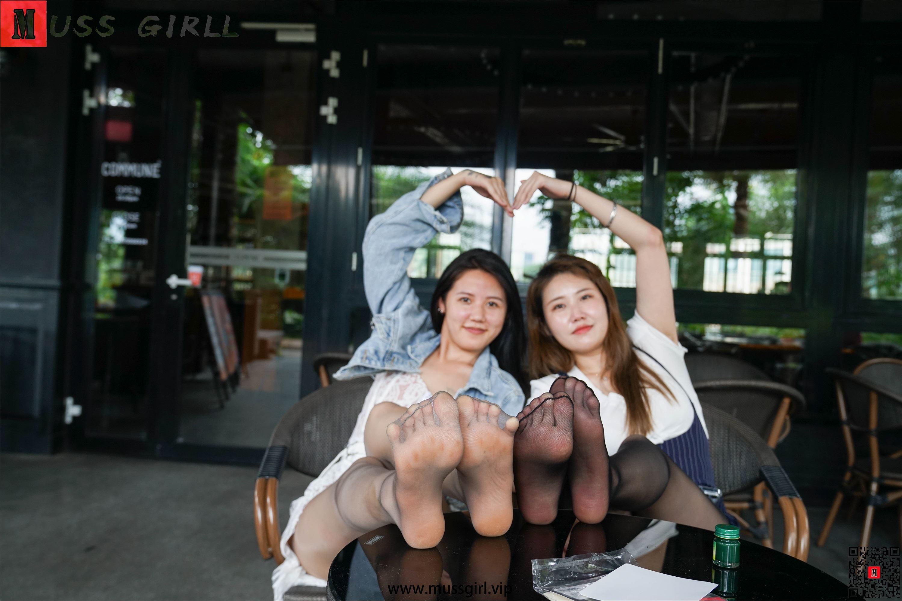 MussGirl慕丝女郎  NO.220 双人肉丝黑丝短裙